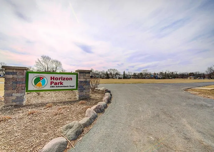 Hébergement de vacances Family-Friendly Lake Home In Quiet Neighborhood *