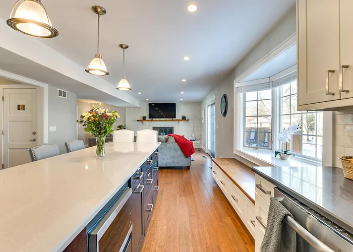 Family-Friendly Lake Home In Quiet Neighborhood Hébergement de vacances *
